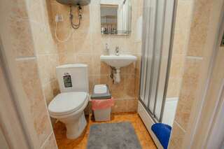 Гостиница Авиатор Сыктывкар Номер стандарт семейный-3